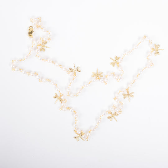 Collar de Perlas Naturales de Agua Dulce con Libélulas